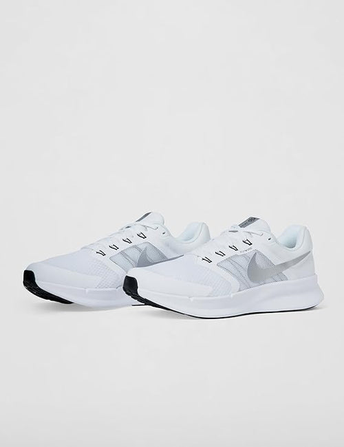 Nike Men's Run Swift 3 Road Running Shoes